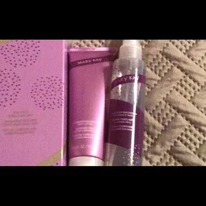 Mary Kay body care set